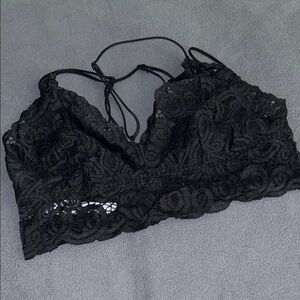 Victoria’s Secret solid black XL lace bralette adjustable straps